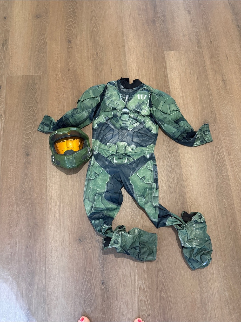 Green halo costume- kids large
